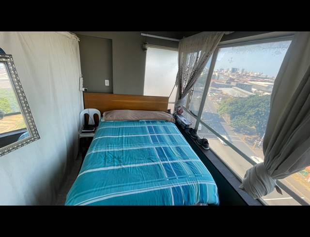 2.5 BEDROOM APARTMENT FOR SALE IN GLENWOOD
